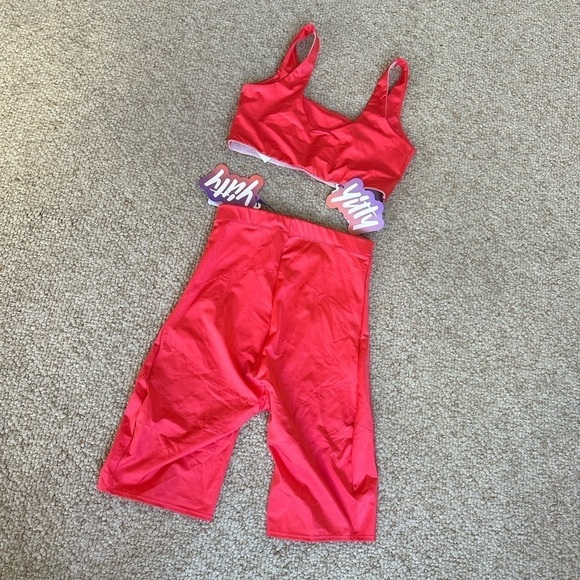 NWT yitty set size small - Picture 3 of 4